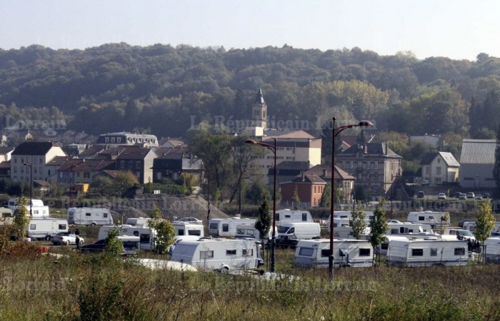 afin-de-repondre-a-la-demande-de-sedentarisation-des-gens-du-voyage-c-aries-fait-appel-au-volontariat-des-communes-avec-une-aide-de-100-000-a-la-cle-photo-archives-rl.jpg afin-de-repondre-a-la-demande-de-sedentarisation-des-gens-du-voyage-c-aries-fait-appel-au-volontariat-des-communes-avec-une-aide-de-100-000-a-la-cle-photo-archives-rl.jpg