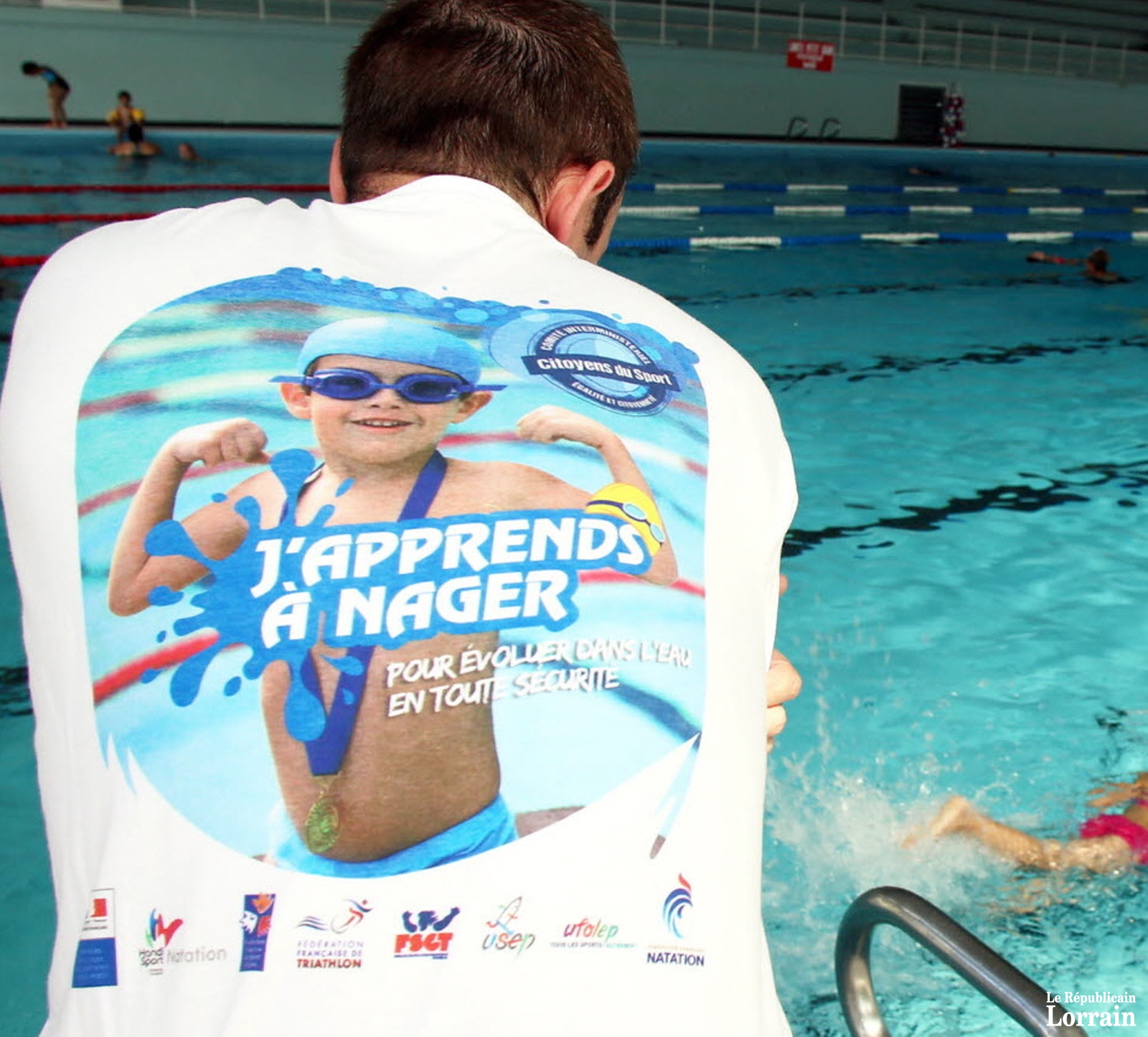 desormais-lors-des-vacances-scolaires-l-operation-j-apprends-a-nager-est-proposee-a-la-piscine-intercommunale-de-longwy-bas-photo-rene-bych-1517331681.jpg desormais-lors-des-vacances-scolaires-l-operation-j-apprends-a-nager-est-proposee-a-la-piscine-intercommunale-de-longwy-bas-photo-rene-bych-1517331681.jpg