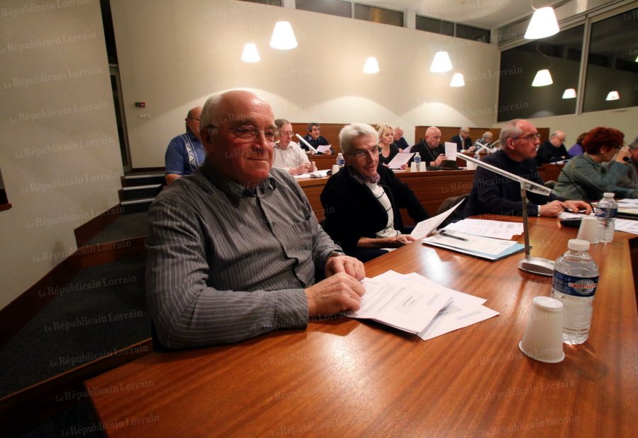 gerard-causier-et-jean-jacques-pierron-sont-les-porte-parole-de-villers-la-montagne-photos-samuel-moreau.jpg gerard-causier-et-jean-jacques-pierron-sont-les-porte-parole-de-villers-la-montagne-photos-samuel-moreau.jpg