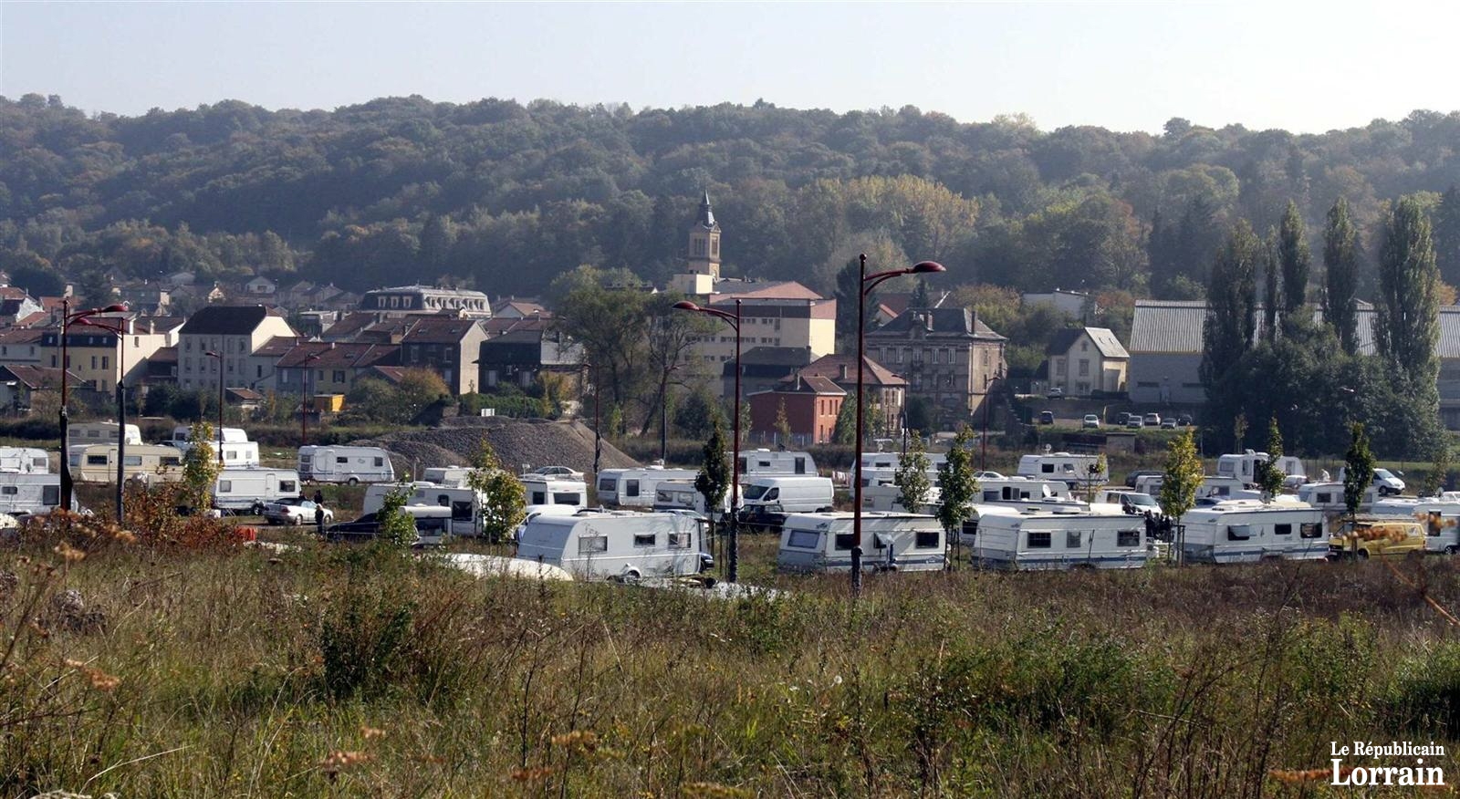 une-etude-menee-par-la-ccal-affirme-qu-une-soixantaine-de-caravanes-installees-au-parc-central-sur-le-pole-europeen-de-developpement-sont-sedentarisees-photo-archives-rl.jpg une-etude-menee-par-la-ccal-affirme-qu-une-soixantaine-de-caravanes-installees-au-parc-central-sur-le-pole-europeen-de-developpement-sont-sedentarisees-photo-archives-rl.jpg