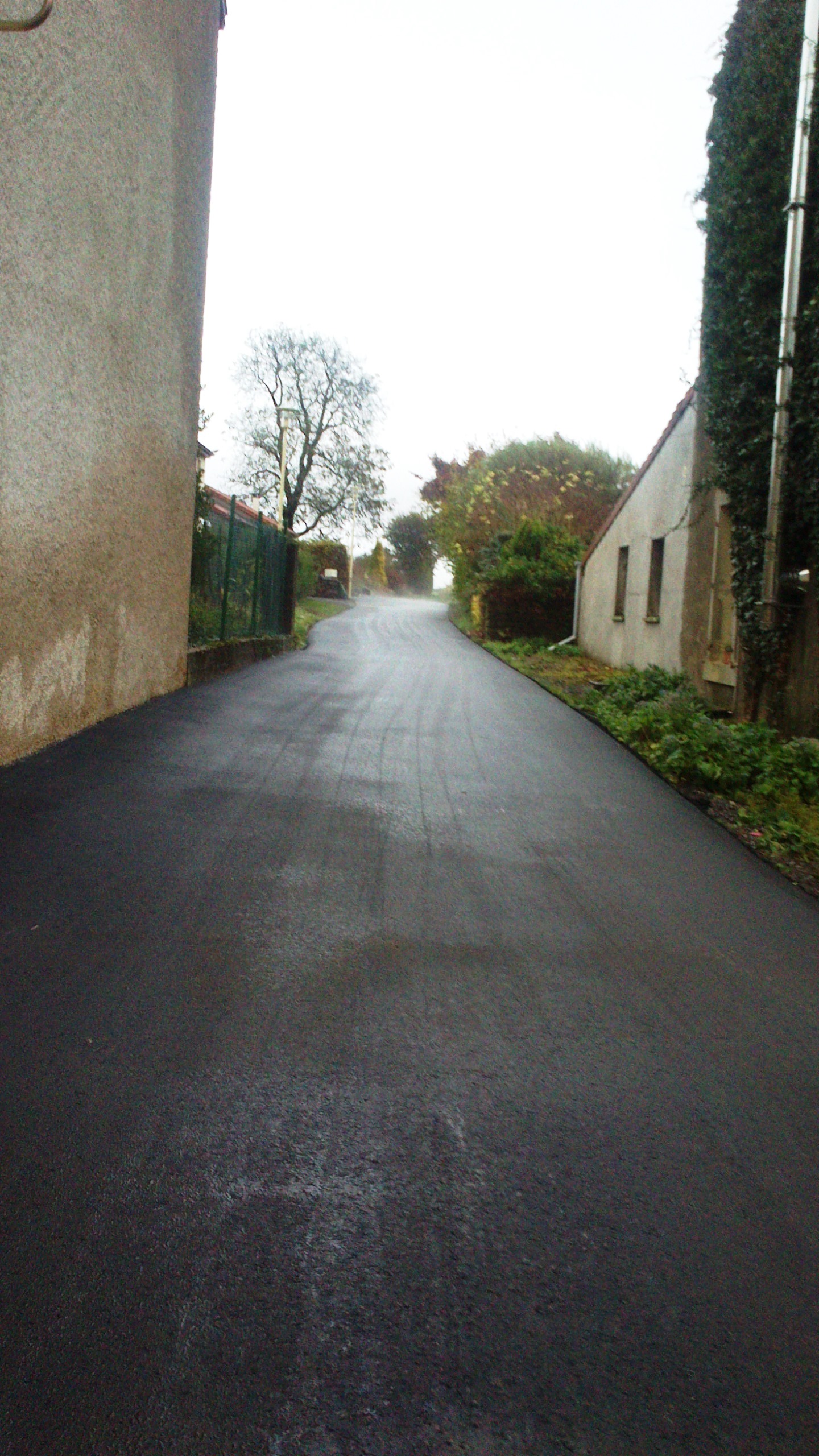 chemin_derrouville1.jpg chemin_derrouville1.jpg