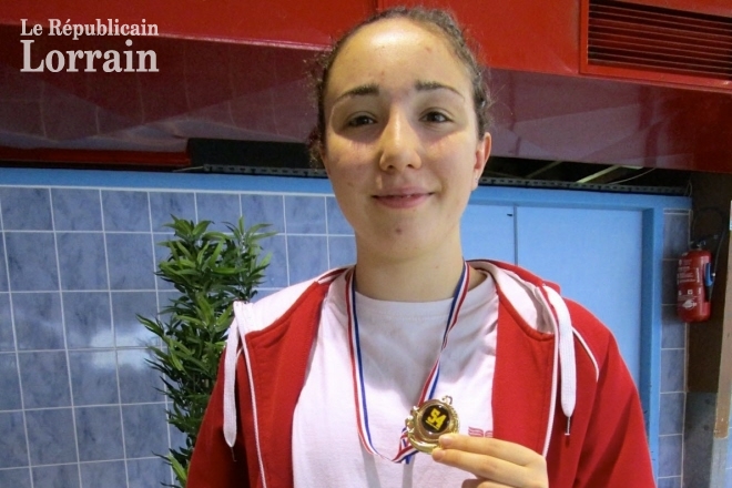 laurine-paquin-17-ans-et-demi-est-la-plus-ancienne-des-nageurs-elite-du-club-villerupt-natation-son-avenir-est-tout-trace-elle-veut-etre-prof-de-sport-photo-rl-1510764899.jpg laurine-paquin-17-ans-et-demi-est-la-plus-ancienne-des-nageurs-elite-du-club-villerupt-natation-son-avenir-est-tout-trace-elle-veut-etre-prof-de-sport-photo-rl-1510764899.jpg